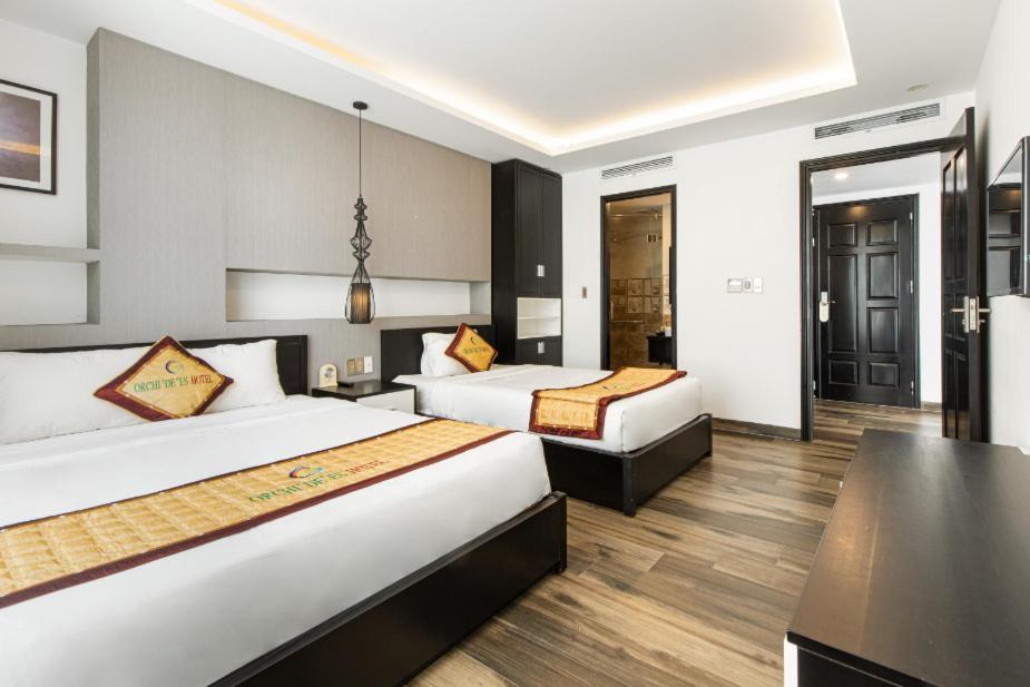 J&b & Hotel