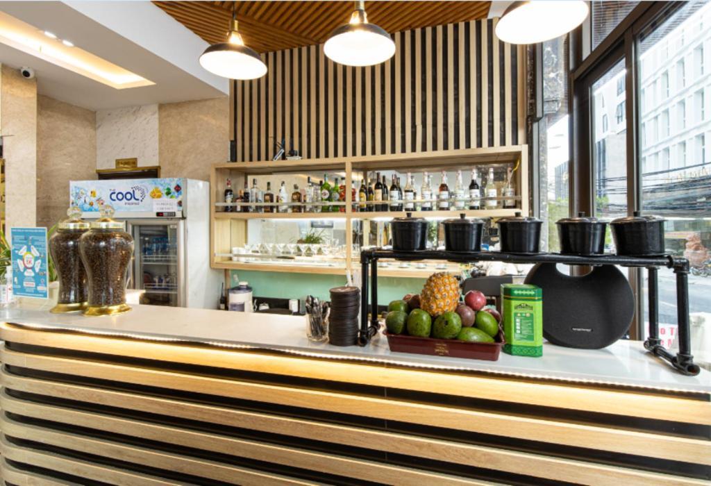J&b & Da Nang