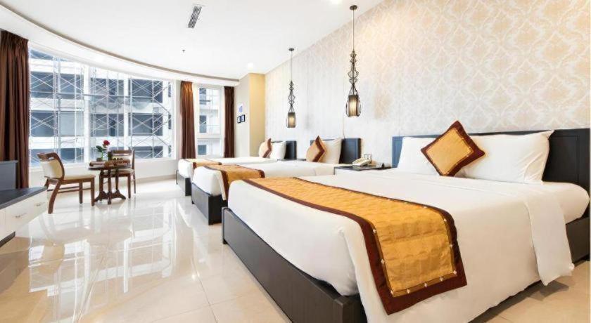 J&b & Da Nang