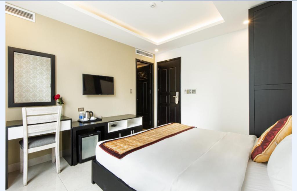 J&b & Hotel 4*