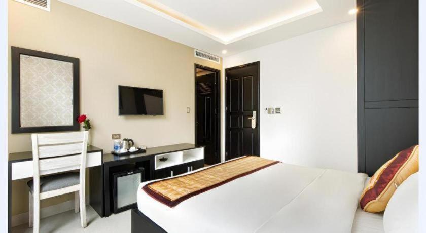 J&b & 4* Da Nang