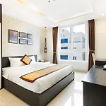 J&B Hotel & Apartment