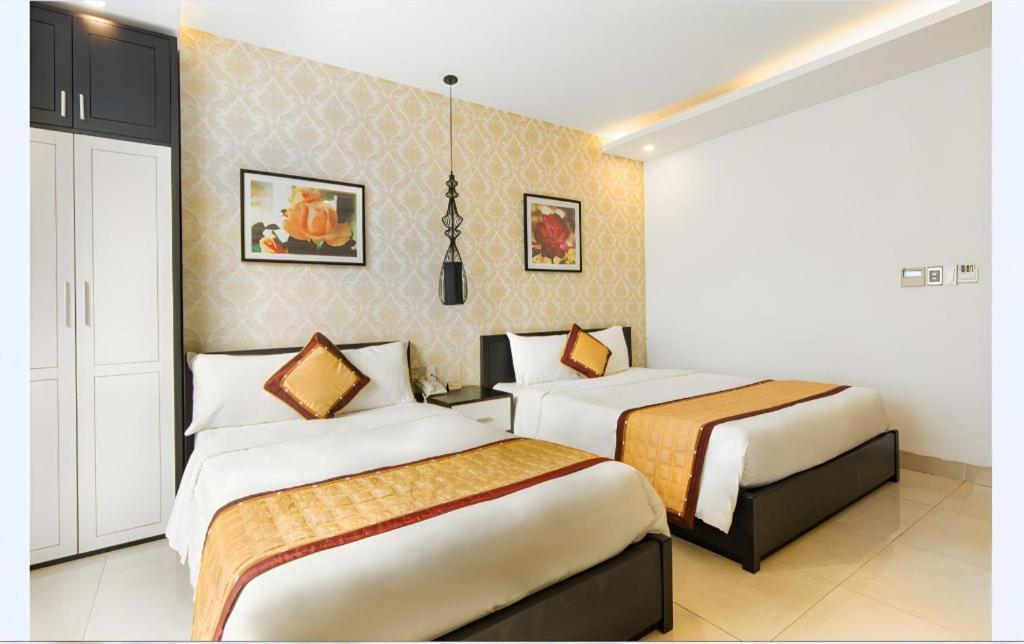 J&b & 4* Đà Nẵng