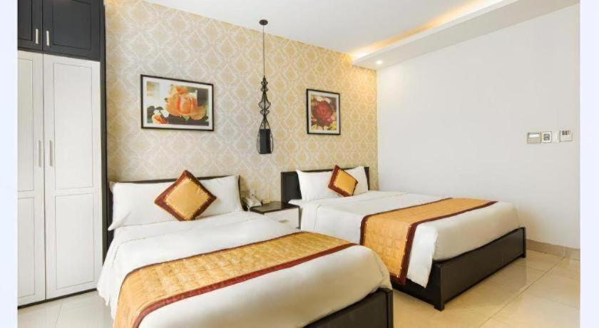 Khách sạn J&b & 4*