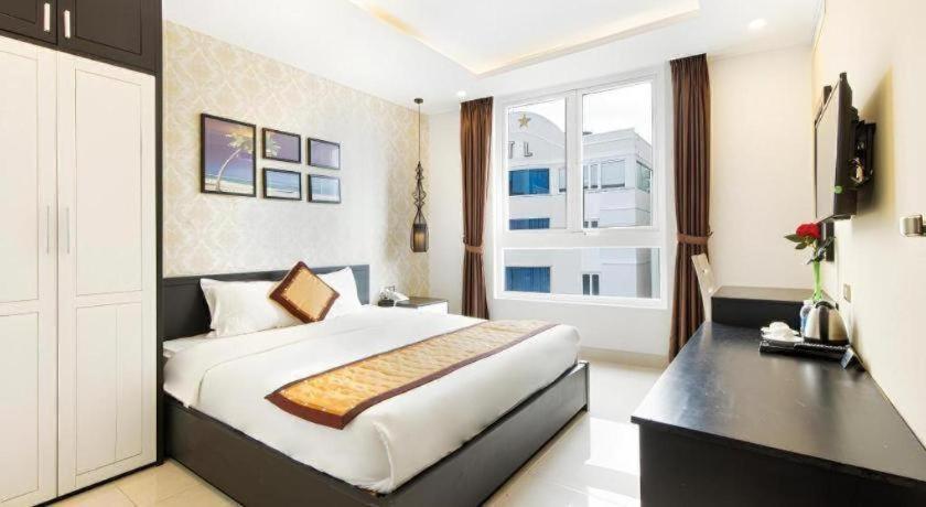 Khách sạn J&b & 4*