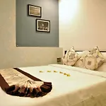 J&B Hotel & Apartment