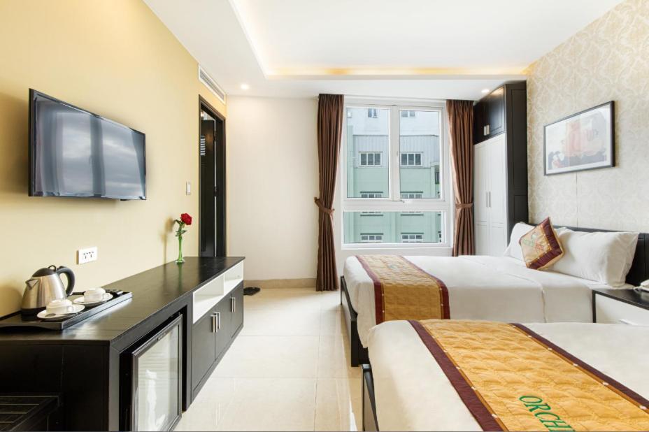 Hotel J&b & 4*